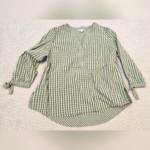 Crown & Ivy Green and White Tunic